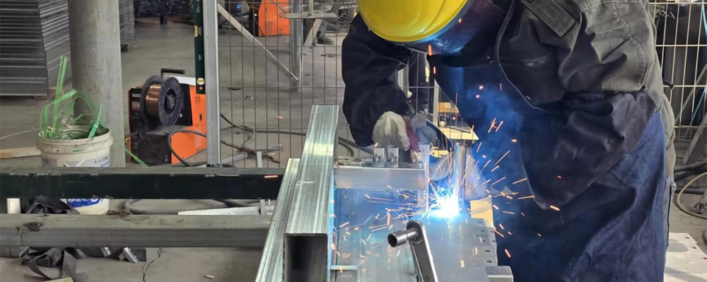 Huaye best front door manufacturer production process pictures