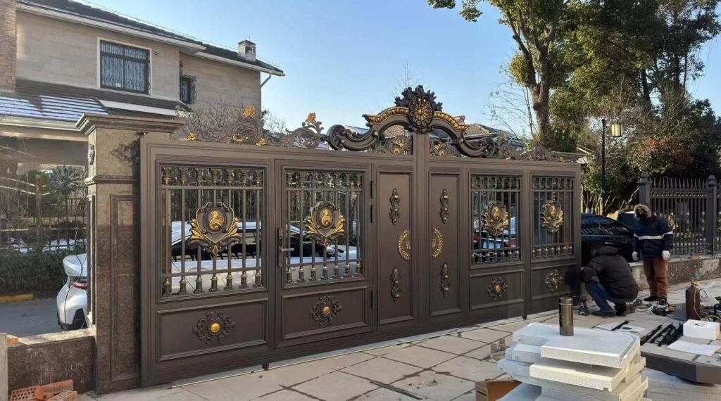 Metal Custom Gates Manufacturer Durable Aluminum Gates